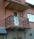 Кованый балкон.